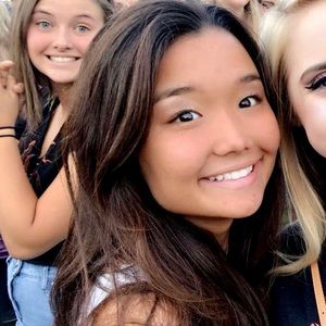 Meet your Posher, Carly